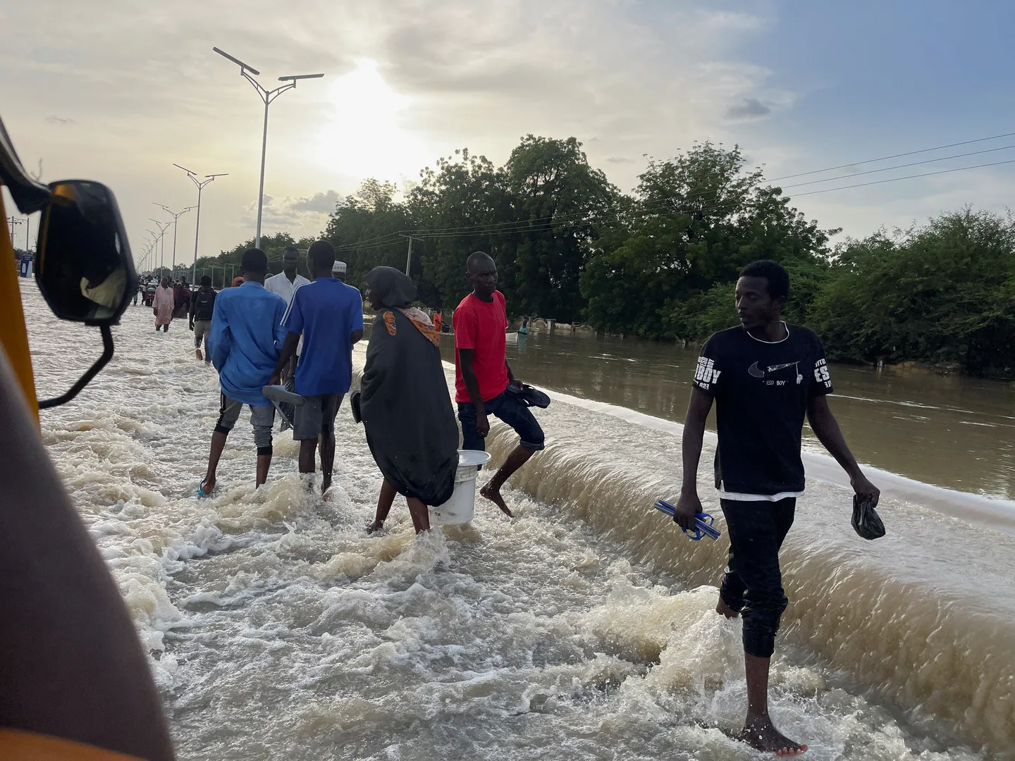 NiMet ta yi gargadin yiwuwar ambaliya a Kaduna, Sokoto, Zamfara da wasu jihohi 10 2. Kaduna, Sokoto, Zamfara na cikin jihohi 13 d