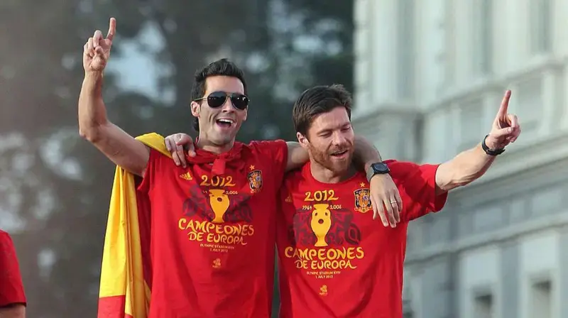 Benitez ya yi mamakin yadda Arbeloa ya zama koci, yayin da zai kara da Alonso