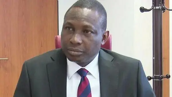 EFCC ta yi alkawarin lada har kashi 5% ga masu tona asirin dukiyar Najeriya