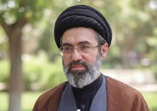 Ayatollah Mojtaba Khamenei na Iran, ya yi gargaɗi ga ƙasashen Larabawa kan dabarun rarrabuwar kai da amurka ke amfani da shi a yankin