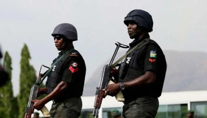 Rundunar Yan sandan Kano ta tura sabbin jami'a 250 da ta horar zuwa Kananun hukumomin dake iyakar jihar don inganta tsaro